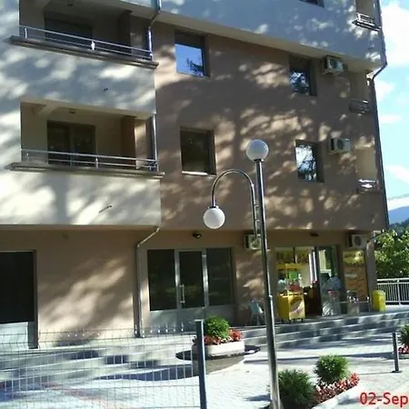 Kesten Apartment